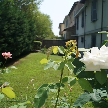 Rosa Bianca Frühstückspension *